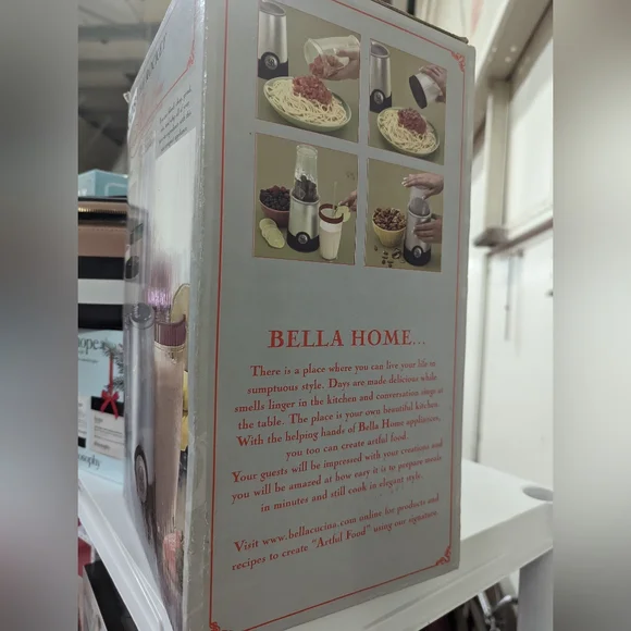 The Rocket Blender 17 piece set. - Picture 3 of 5